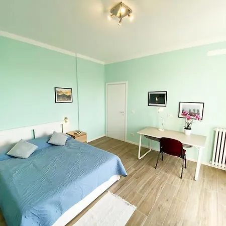 Vicino Parco Ducale Apartment *