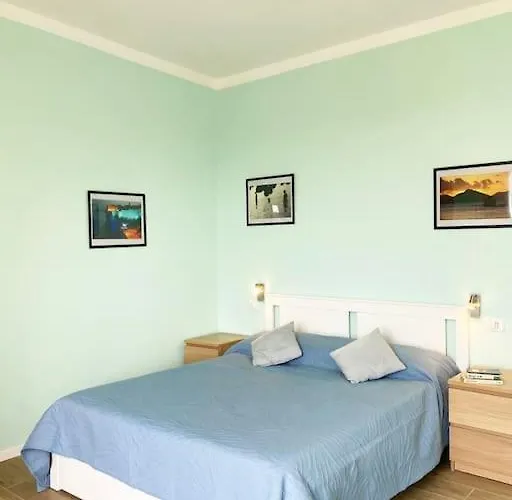 Vicino Parco Ducale Apartment *